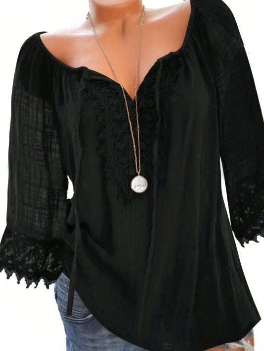 Ladies' Lace Long-sleeved Top