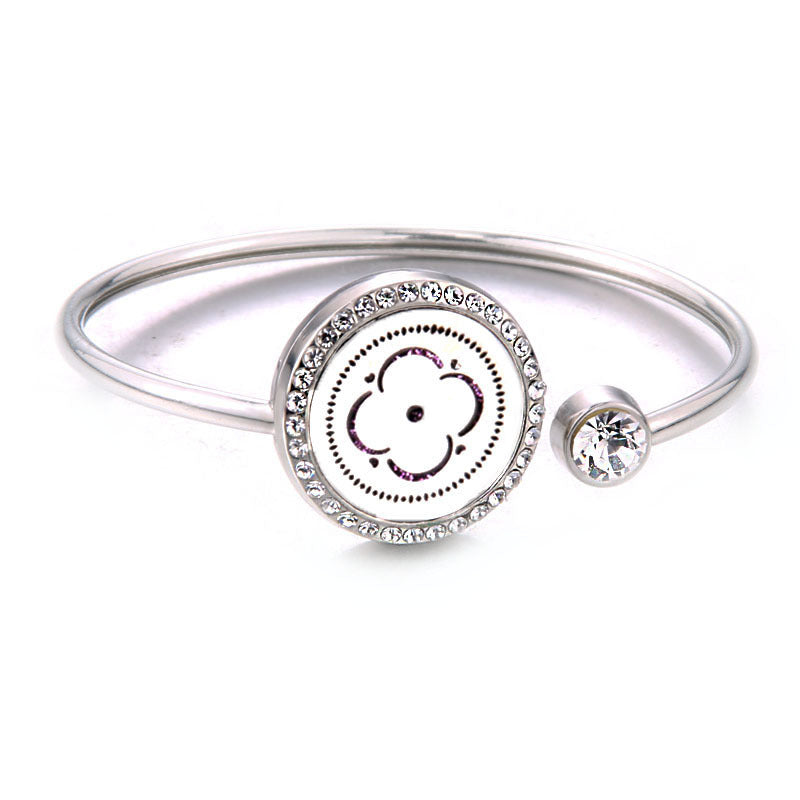 Aromatherapy Stainless Steel Bracelet Heart Chain Essential Oil Diffuser